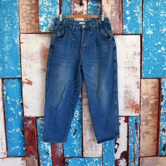 Women's Forever 21 Jeans High Rise Straight Leg SIZE 31 Medium Wash - Picture 1 of 10